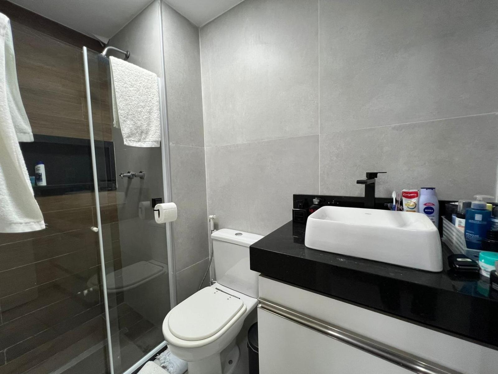 Appartamento With 2 In Alphaville Rj